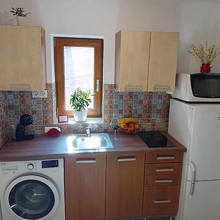 Edi Apartman Vecses Luaran gambar